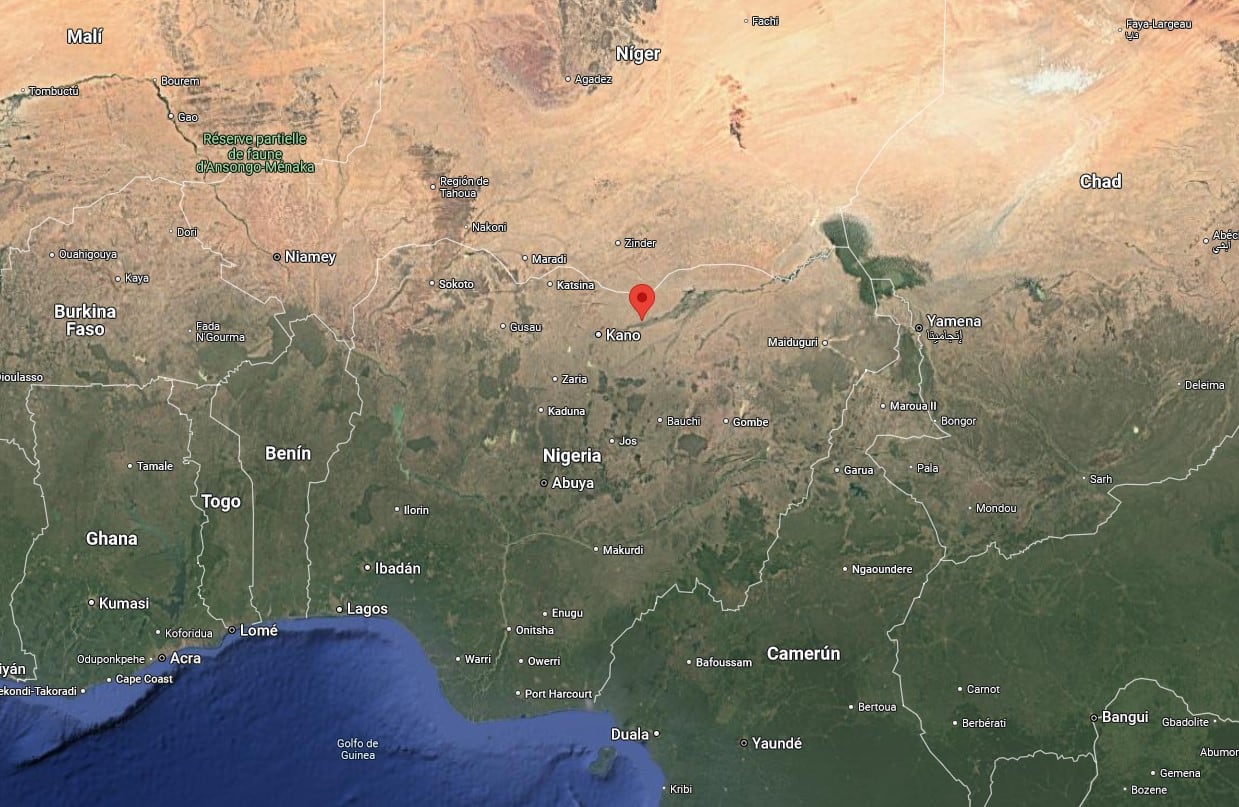 Al menos 94 personas han muerto en el norte de Nigeria después de un camión cisterna de combustible accidentado explotara mientras los lugareños trataban de recuperar el combustible.