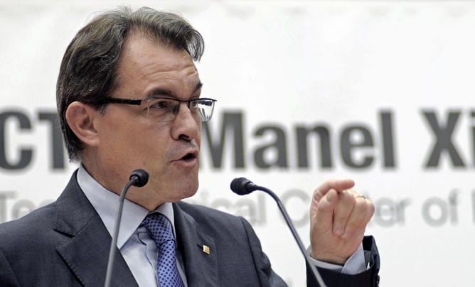 El presidente de la Generalitat, Artur Mas, durante su intervención en la inauguración de una nueva planta de la empresa Comexi Group