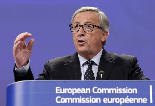 European Commission President, Luxembourg&#039;s Jean Claude Juncker addresses a news conference at the European Commission headquarters in Brussels November 12, 2014. The new European Commission president took political responsibility for his country&#039;s tax pr