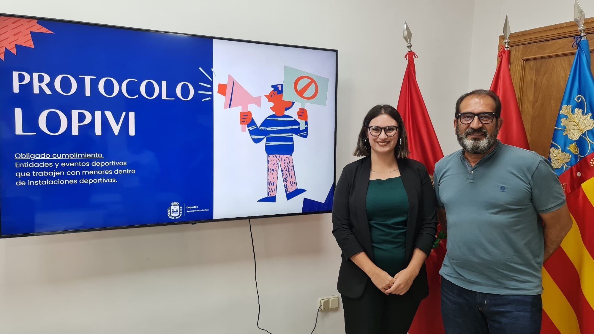 María Gisbert, concejala de Deportes de Elda, junto a David Guardiola, edil de Bienestar Social