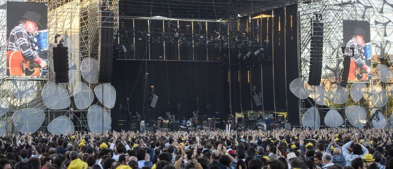 Neil Young en el escenario del Mad Cool Festival este sábado en Madrid