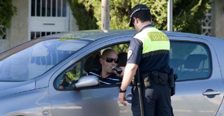 La Policía Local de Jaén capital realizó controles de alcohol y drogas durante el fin de semana