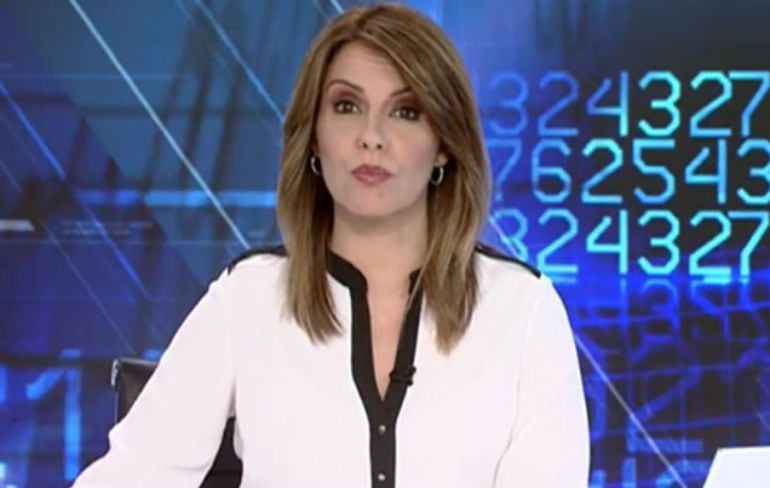 Pilar García Muñiz, presentadora del Telediario