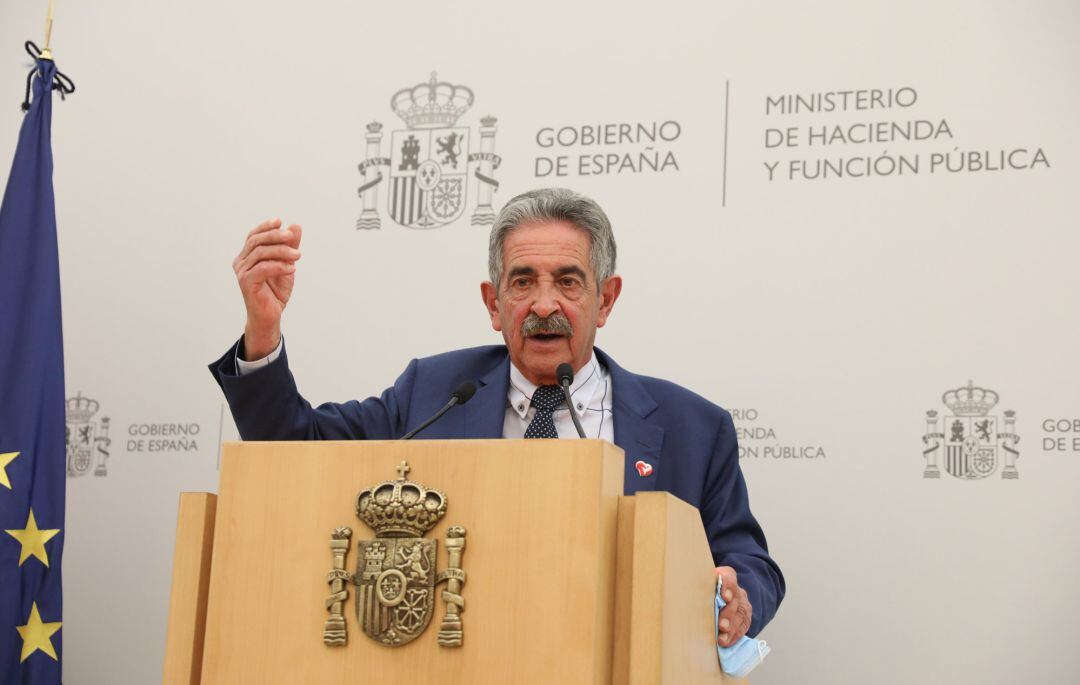 El presidente del Gobierno de Cantabria, Miguel Ángel Revilla