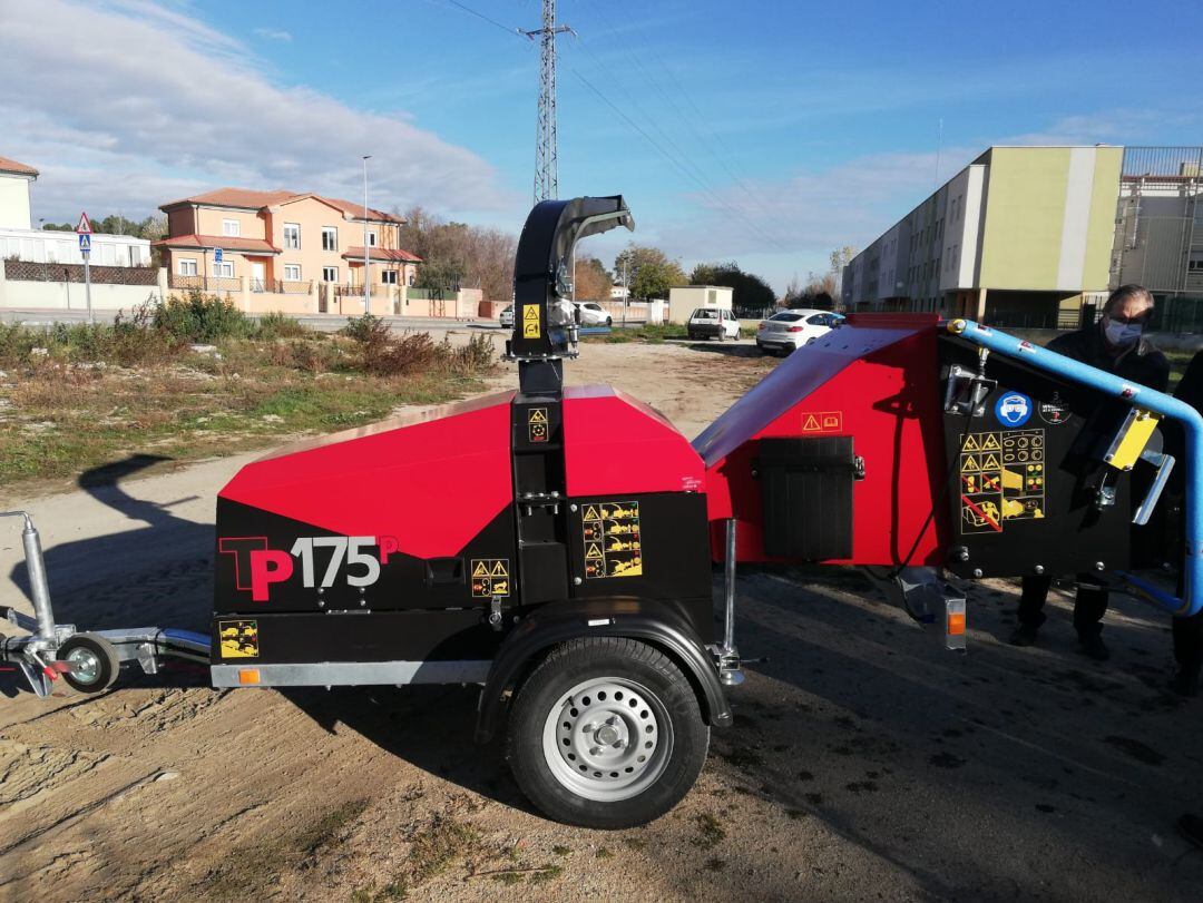 Máquina astilladora adquirida por el ayuntamiento de Arévalo para restos de poda