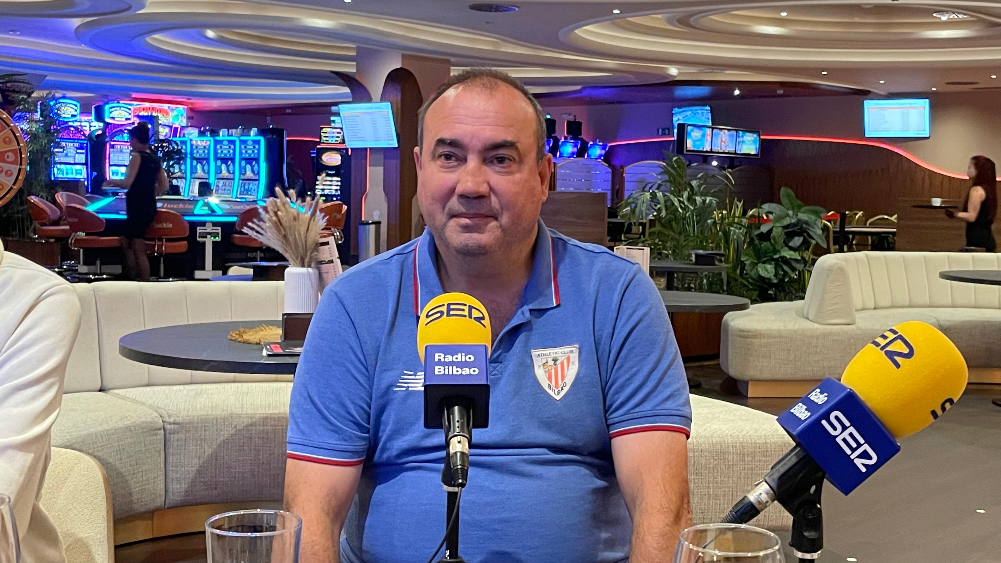 Andoni Lakabeg, en la tertulia de Radio Bilbao