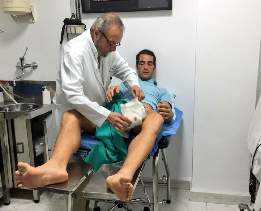 El diestro Pepe Moral ha sido reconocido por el doctor Domingo Jiménez nada más llegar este martes a Sevilla