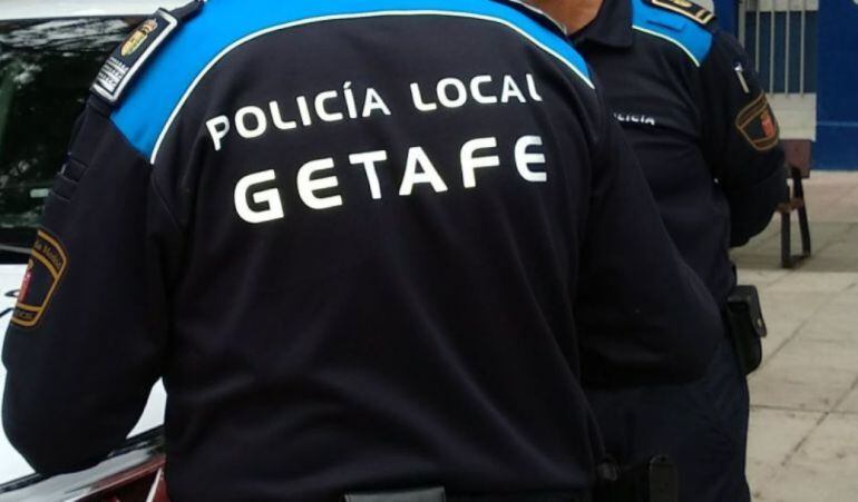 Dos agentes de la Policía Local de Getafe