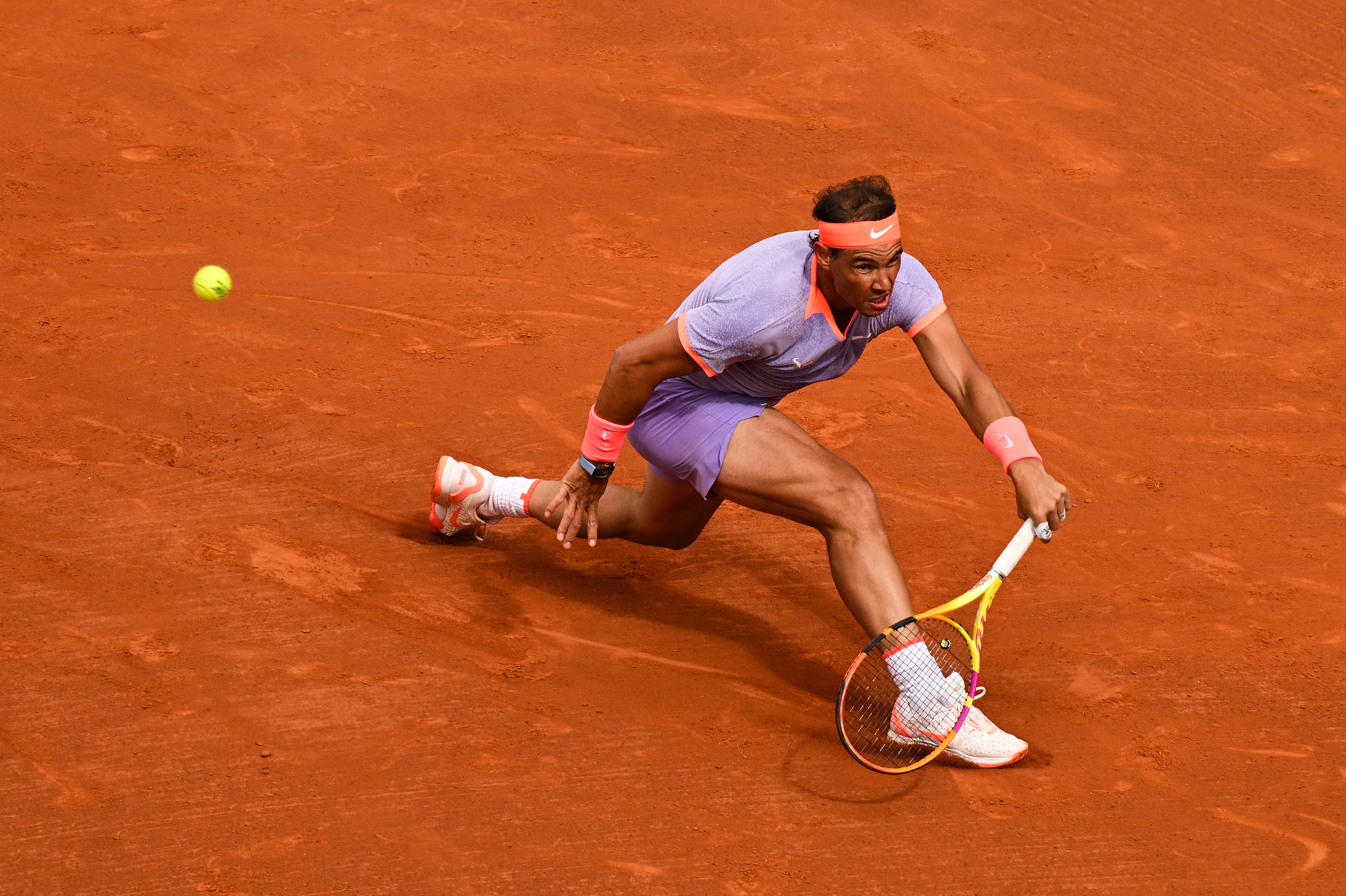 Rafa Nadal, durante su partido ante Álex de Miñaur en la segunda ronda del Trofeo Conde de Godó