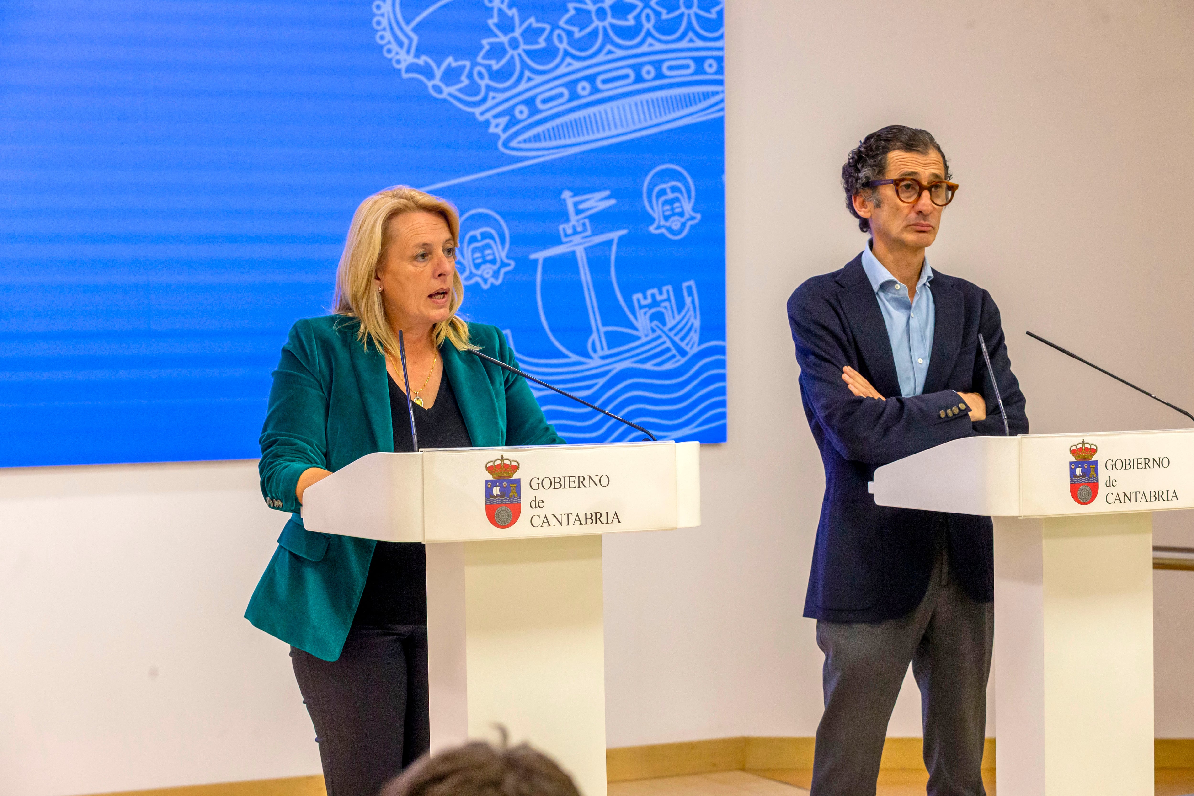12:30 horas. Sala de prensa del Gobierno de Cantabria
La consejera de Desarrollo Rural, Ganadería, Pesca y Alimentación, María Jesús
Susinos, informa sobre las nuevas medidas de prevención frente a la Dermatosis
Nodular Contagiosa. 28 OCT 25 © Miguel De la Parra