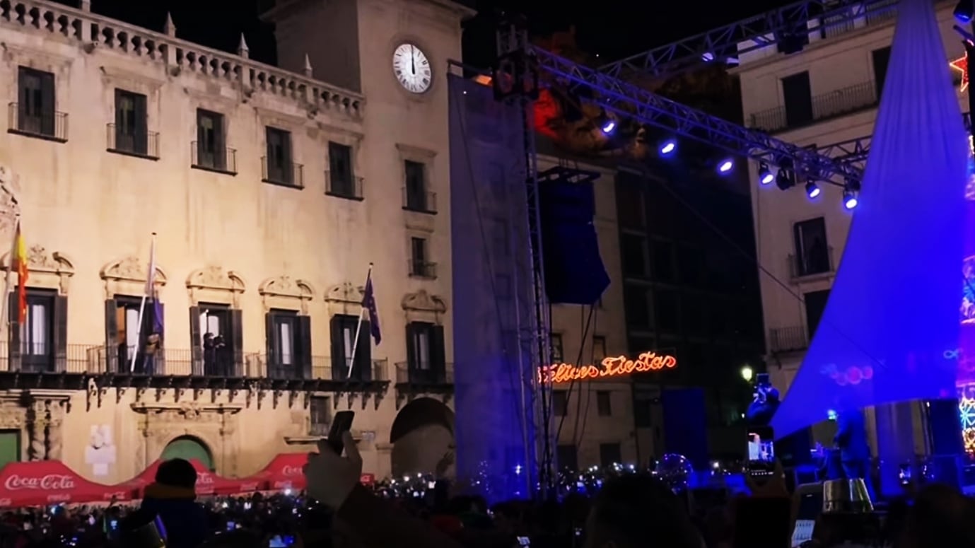 Nochevieja en la Plaza del Ayuntamiento de Alicante (Imagen de archivo)