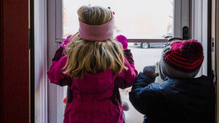 “Los niños vienen a clase con mantas”: aulas congeladas por el COVID-19