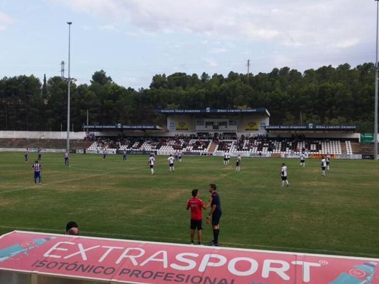 Imagen del partido de pretemporada que disputaron Tudelano y Alavés en el Ciudad de Tudela.