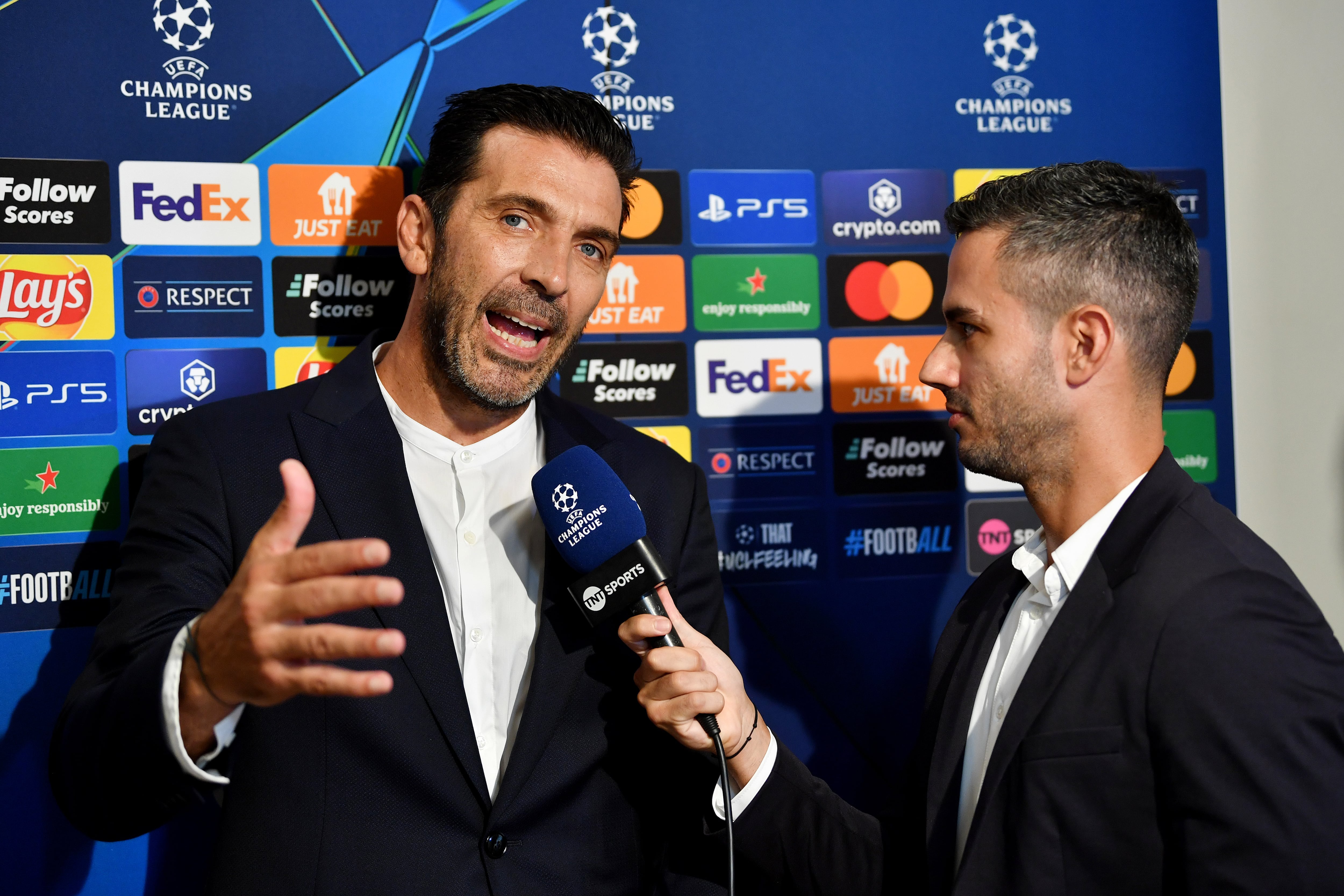 Gianluigi Buffon habla ante los medios tras el sorteo de la Champions 2024