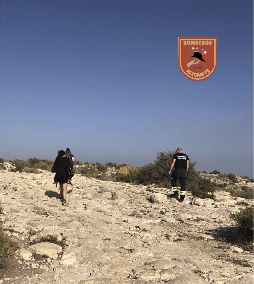 Los Bomberos Del Speis rescatan a dos jóvenes de la cima de la Serra Grossa (archivo)