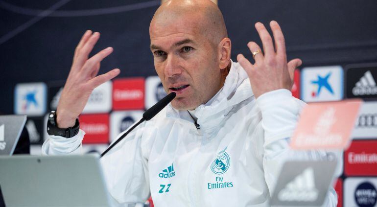 Zidane explica en rueda de prensa su opinión sobre los cuartos de final de la Champions League