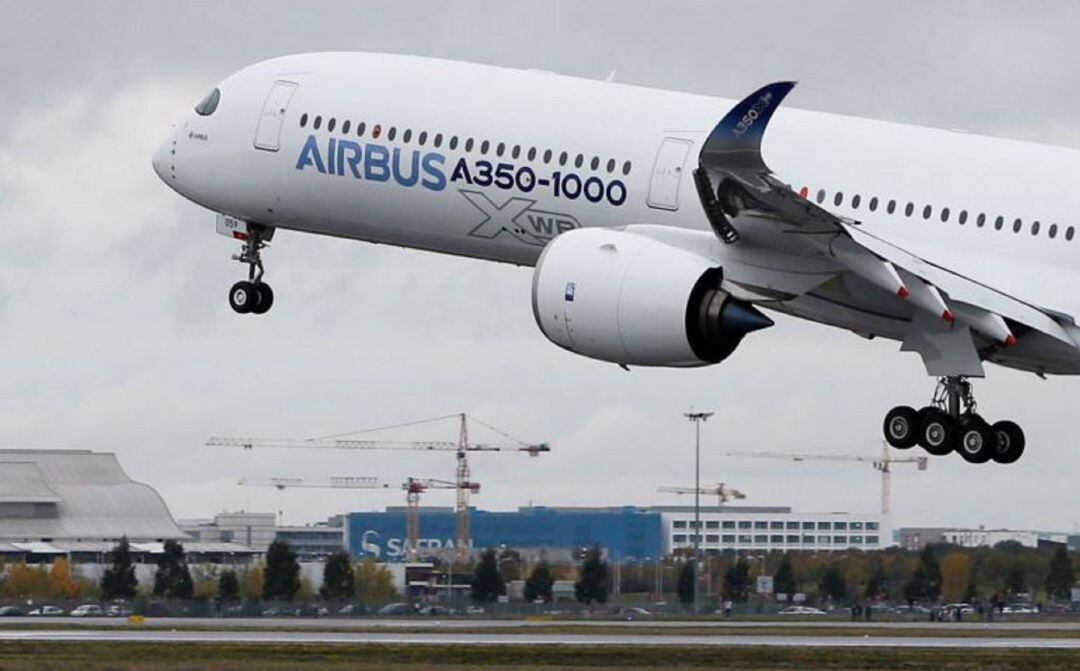 Primer vuelo de prueba del A350 en Toulousse en 2016