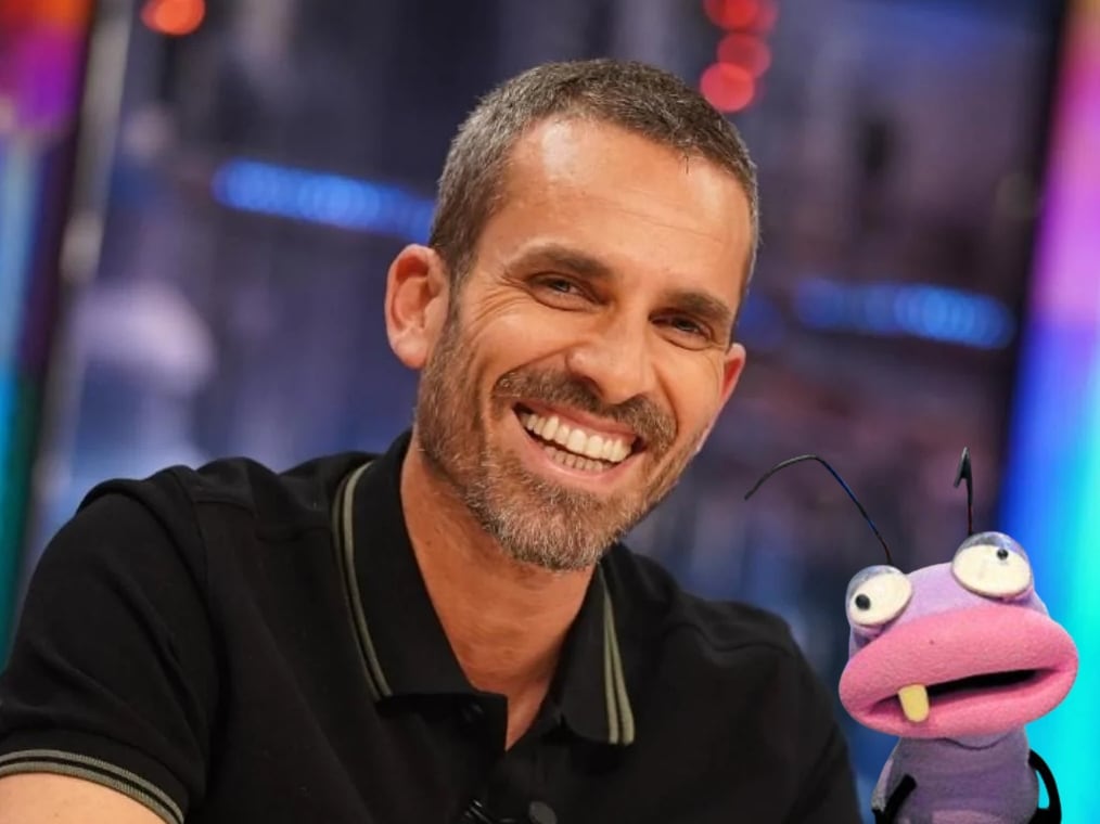 Damián Mollá con su peluche en el plató de &#039;El Hormiguero&#039;