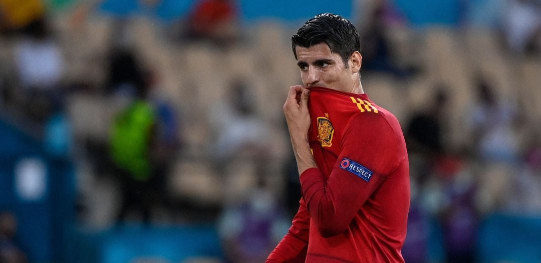 Álvaro Morata, decepcionado tras la ocasión fallada