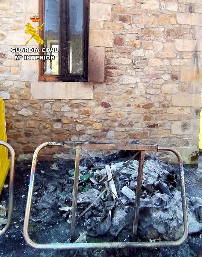 Contenedores incendiados