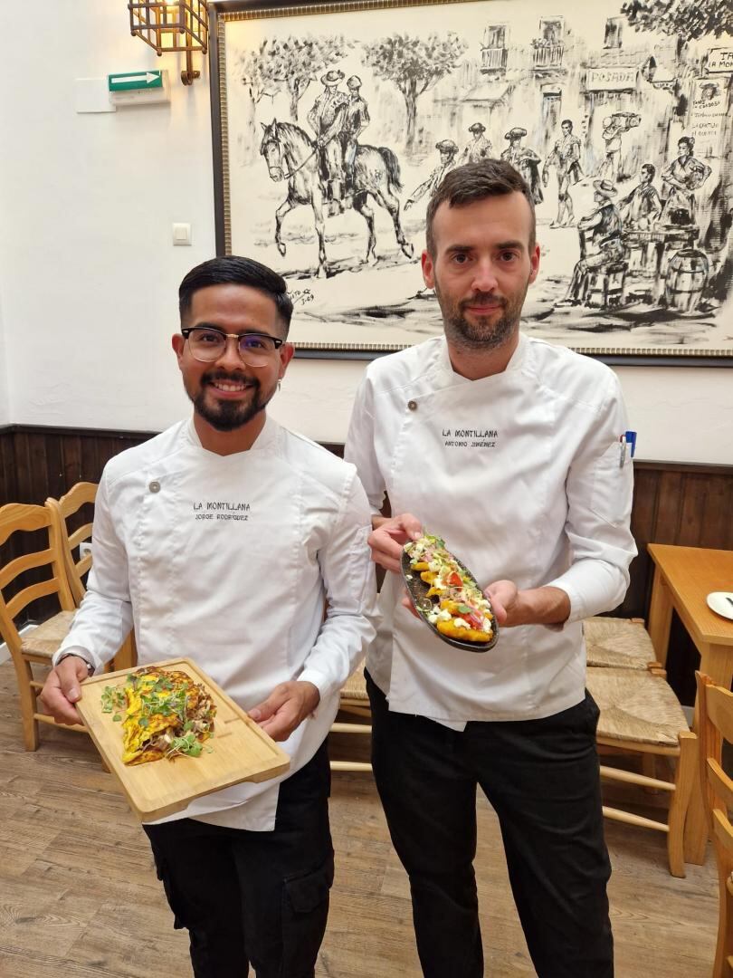 Antonio Jiménez (a la derecha) en La Montillana