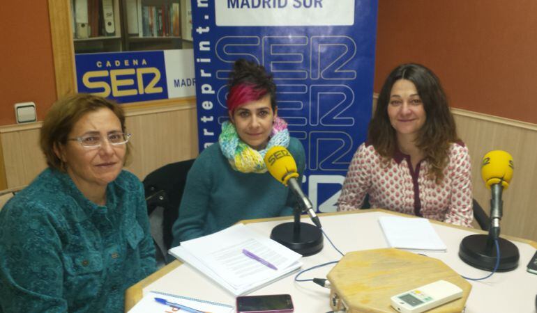 Juana Valenciano (C&#039;s Pinto), Vanessa Lillo (Ahora Getafe) y Beatriz Arceredillo (MOVER Parla) han debatido sobre los pactos PSOE-Ciudadanos