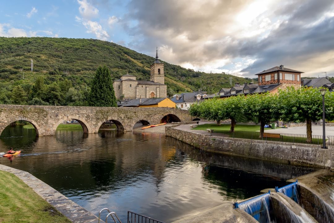 Molinaseca y su playa fluvial