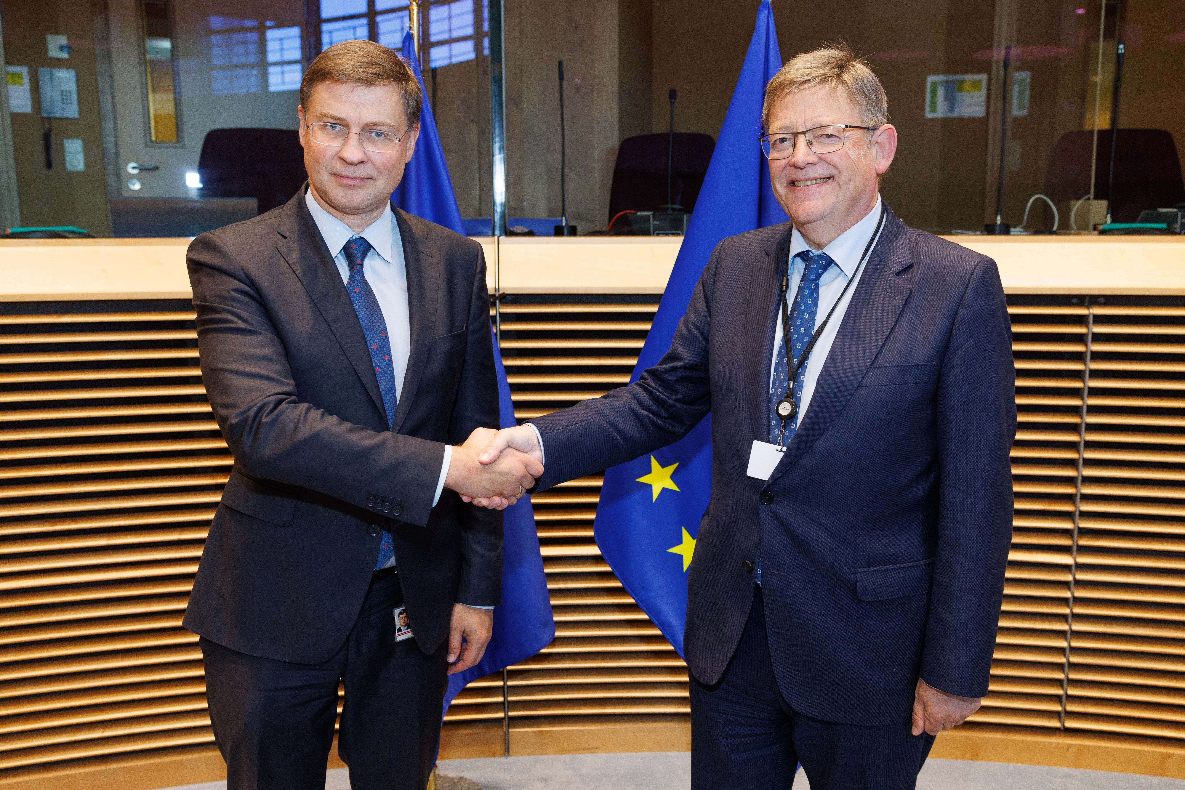 Reunión entre  Valdis Dombrovskis y  Ximo Puig