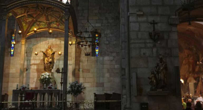 Interior de la iglesia de Santa Anna.