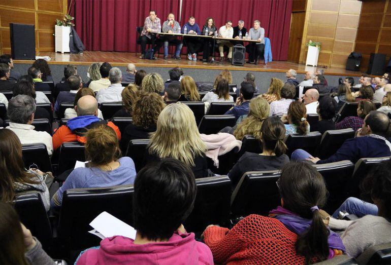 Assemblea general de funcionaris de l'administració general on es va decidir la convocatòria d'una vaga general indefinida