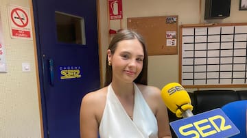 ¿Cómo es ser Reina de la Fira d'Agost de Xàtiva? Nos lo explicó la principal protagonista de esta fiesta en 2023, Reyes Camarasa