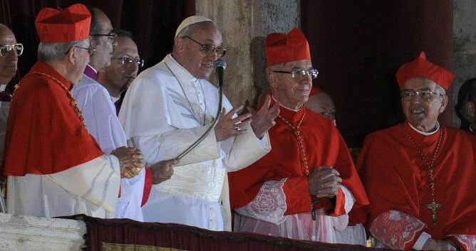 El Papa Francesc s'adreça als fidels al Vaticà