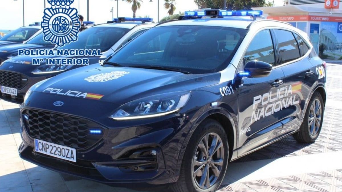 Detenido por su tendencia a arrojarse a la calzada y desobecer a la policía