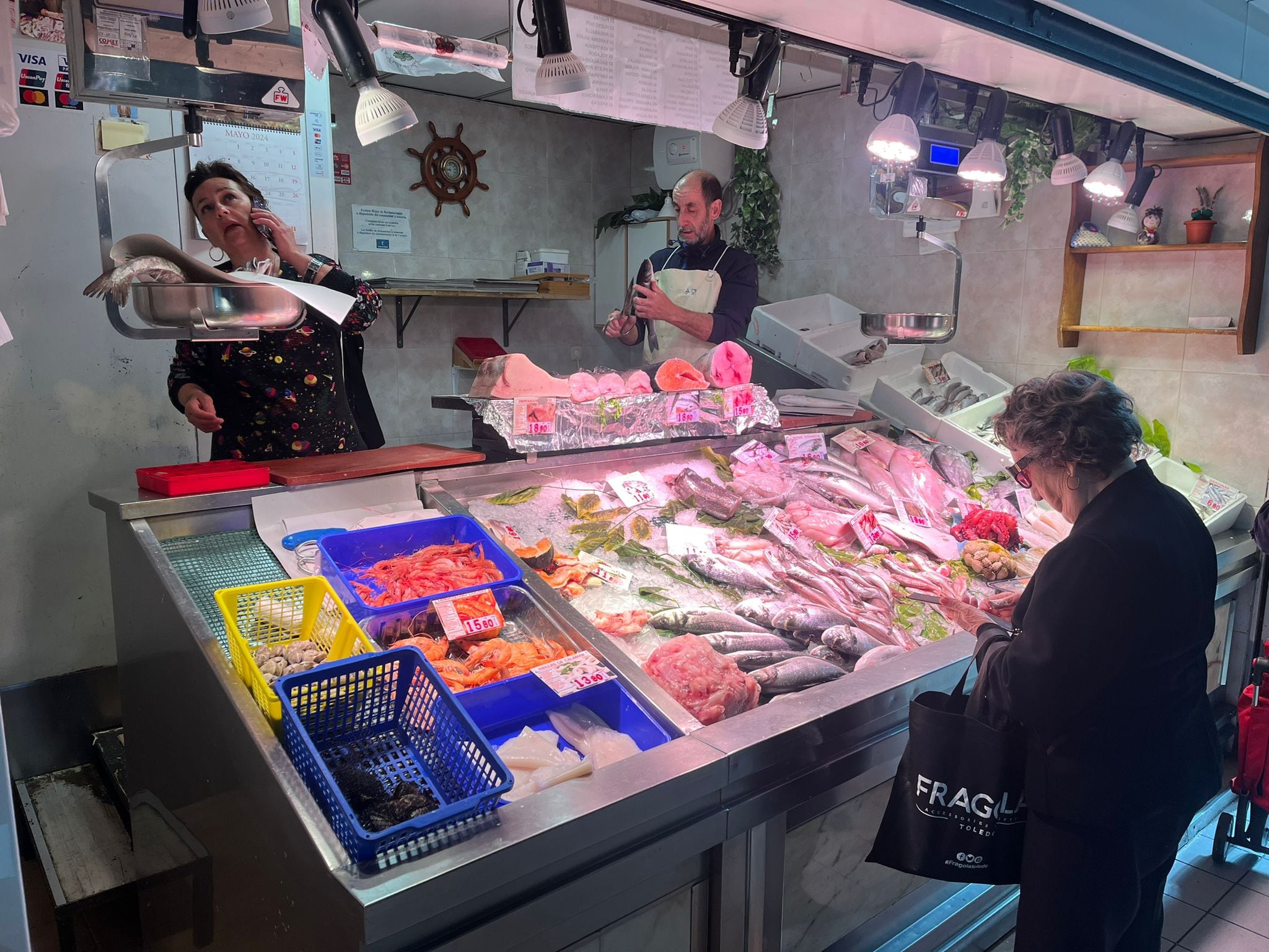 Imagen de las últimas horas de apertura del mercado municipal de Toledo