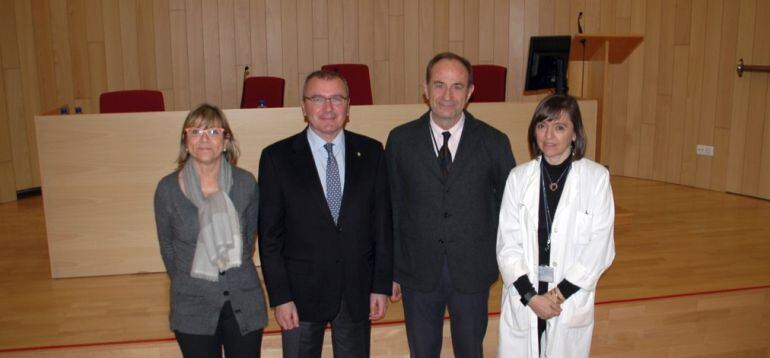 Jordi Colomer, acompanyat de l'alcalde de Reus, Carles Pellicer en el moment de la seva presentació el 2014.