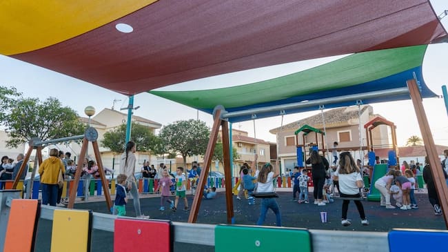 Cartagena lanza su plan de ayudas a la natalidad para 2026: 200 euros por hijo bajo orden de solicitud