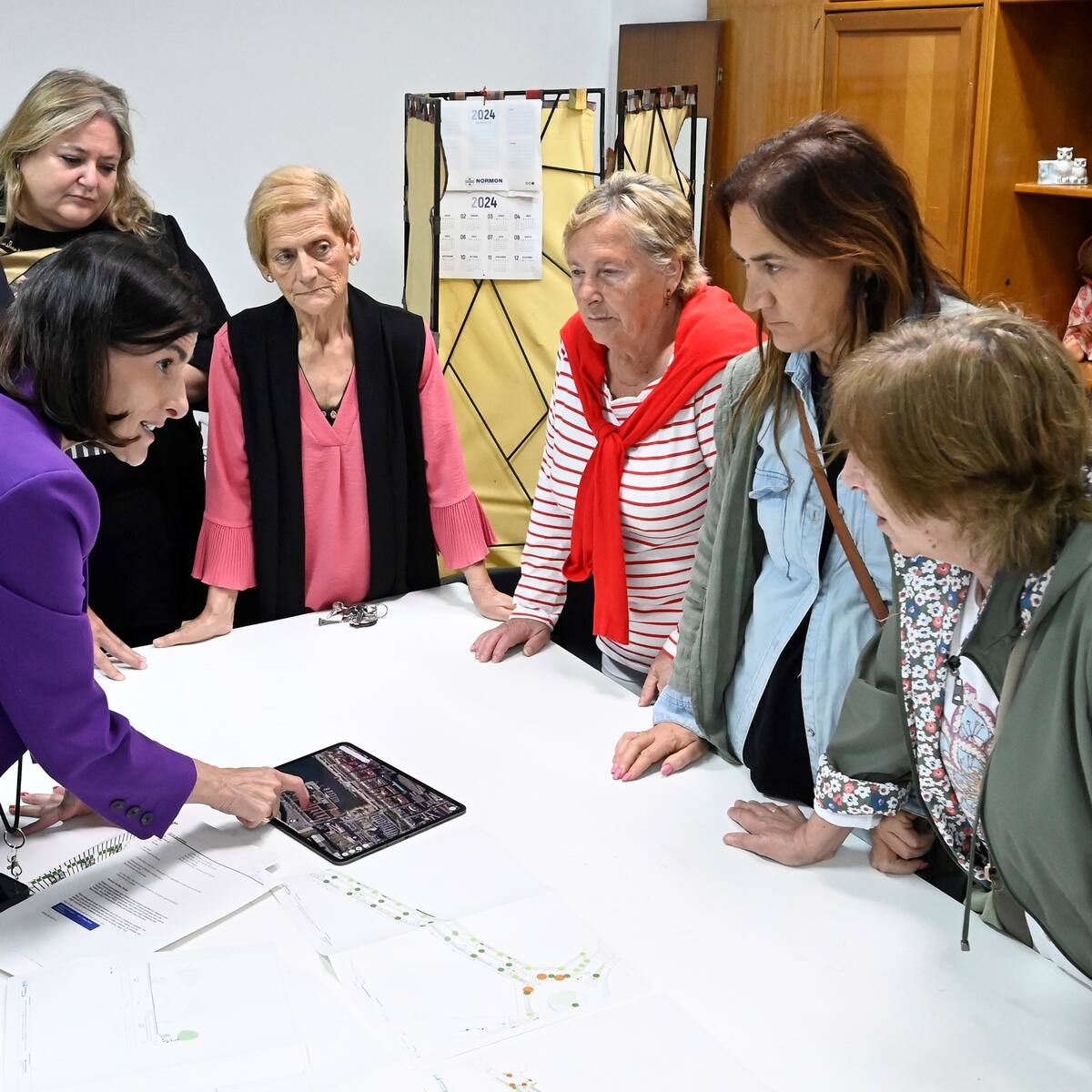 El Ayuntamiento de Santander y Puerto habilitarán aparcamiento reservado para los residentes del barrio Pesquero