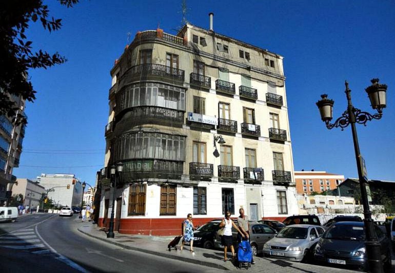 Edificio de La Mundial en Hoyo Esparteros (Málaga)