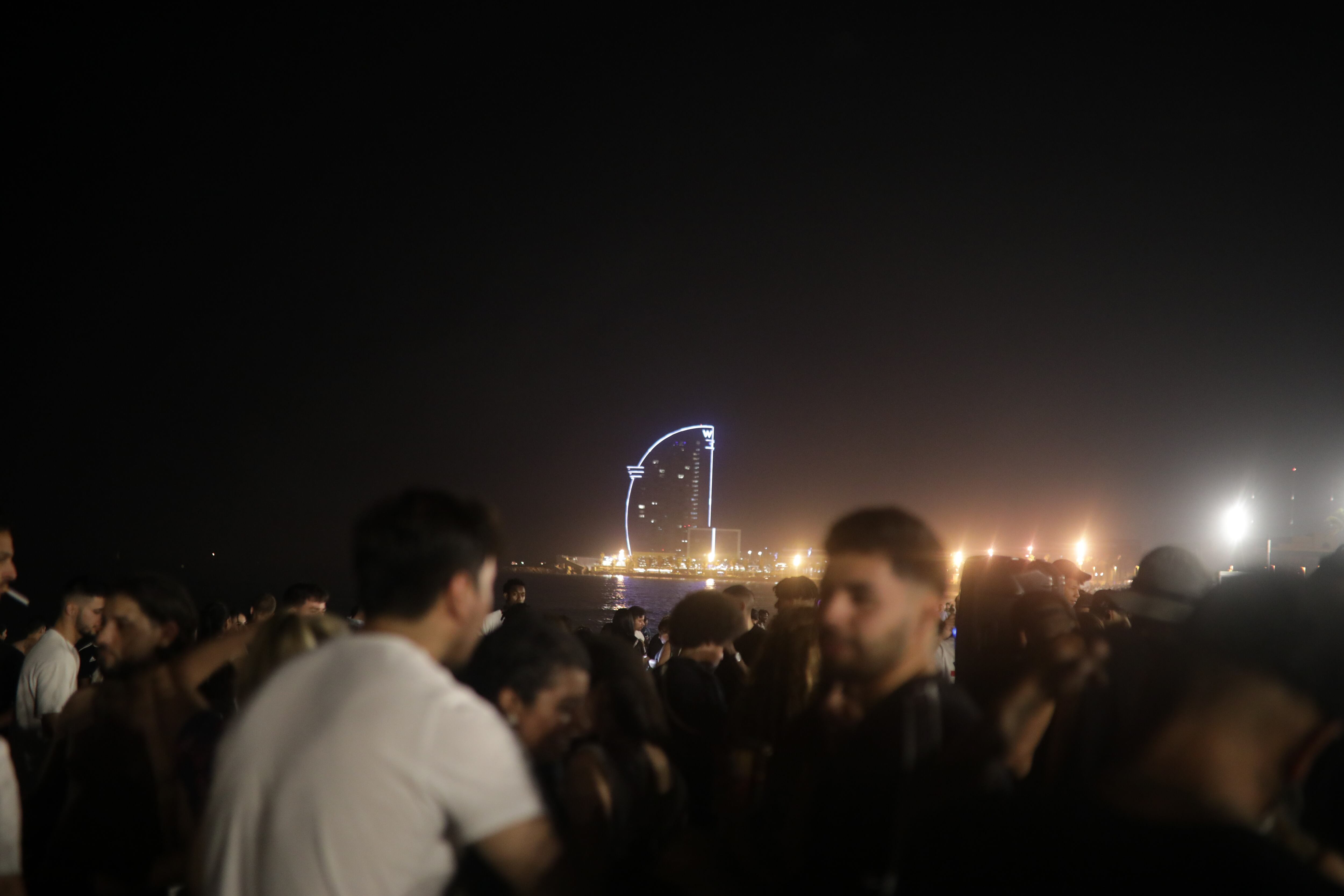 El Barcelona Beach Festival, en el aire: denegada su licencia a 24 horas de su celebración y con al menos 25.000 entradas vendidas.