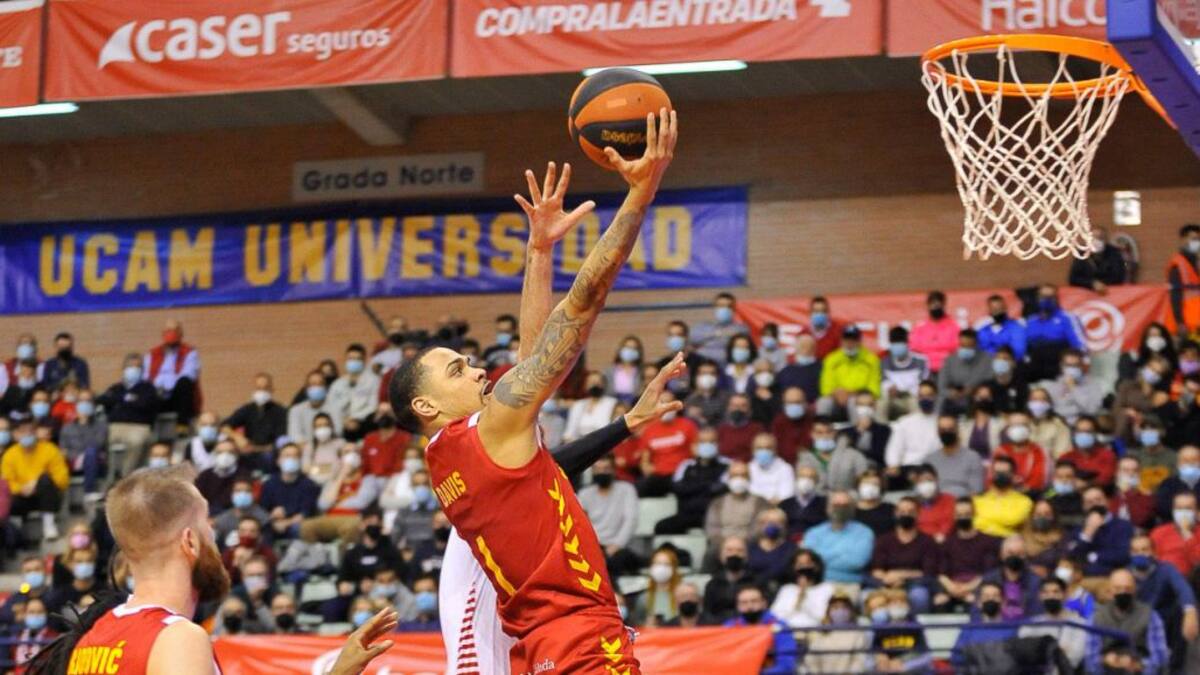 "Lo que le pasó al UCAM Murcia CB en los segundos finales ante Joventut servirá como aprendizaje"