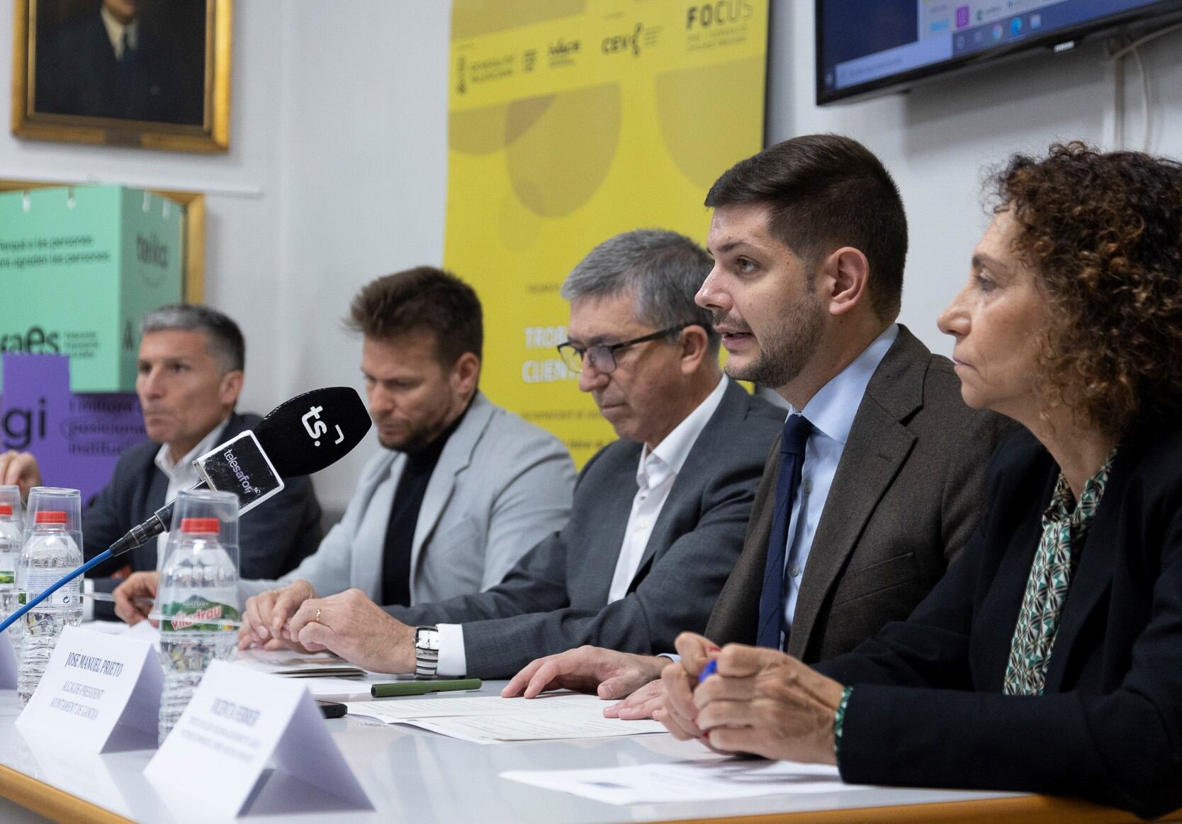 Imagen de la rueda de prensa en la que se dio a conocer la celebración de este encuentro empresarial en Gandia.