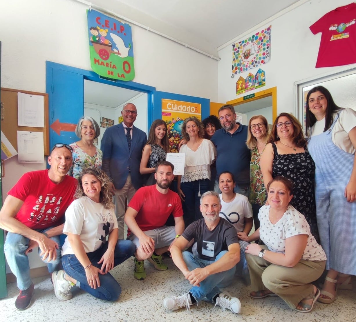 Trabajo de voluntariado que vienen haciendo profesores y alumnos de la Facultad de Medicina con la población infantil de Los Asperones / UMA