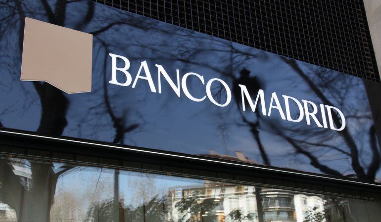 Tranquil·litat i poca activitat a l&#039;oficina de Banco Madrid a Barcelona el dia després de la intervenció