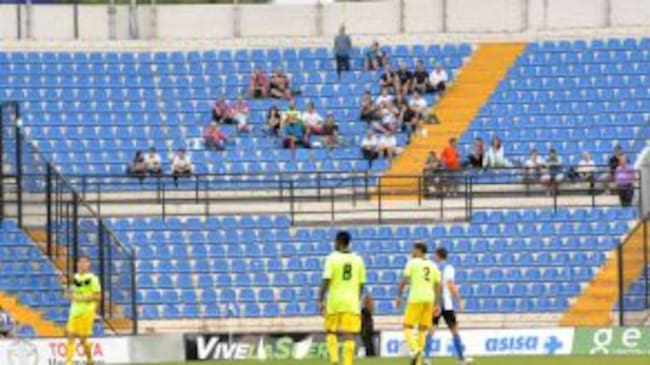 Apenas 40 aficionados del Eldense en el quesito