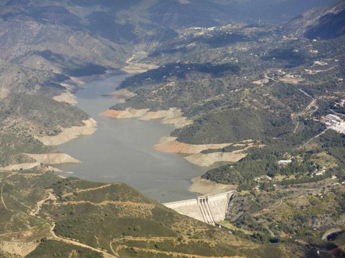 Los pantanos de la cuenca del Segura ganan 19 hm3 en la última semana por la gota fría