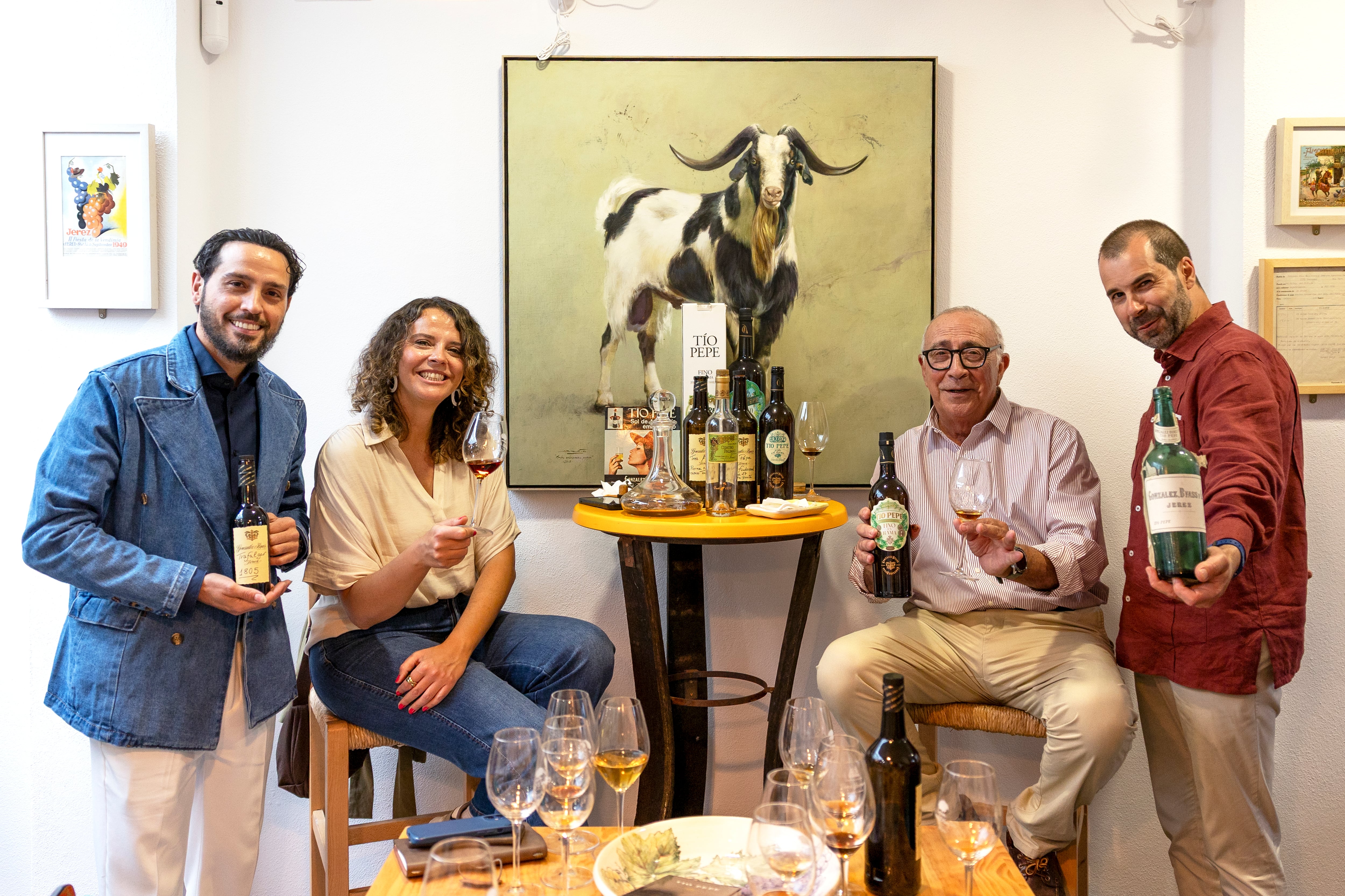 Antonio Flores, el célebre enólogo de la bodega González Byass, dirigió junto a su hija y sucesora Silvia, una cata única