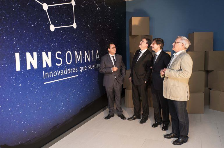 (De izqda. a dcha)Conseller de Economía, Vicent Soler, President de la Generalitat, Ximo Puig, Presidente de Bankia, José Ignacio Goirigolzarri y Alcalde de Valencia, Joan Ribó, inauguran Bankia Fintech by Innsomnia