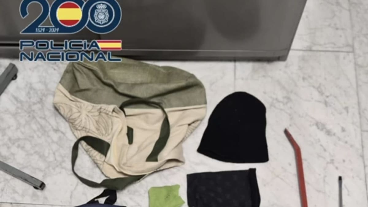 Detenido en León tras ser sorprendido robando en un bar de la avenida Nocedo