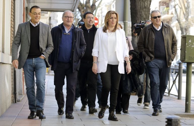 La presidenta andaluza, Susana Díaz, a su llegada esta mañana a la sede del PSOE donde se reúne el Comité Federal del partido para aprobar el aplazamiento de la fecha del 39 Congreso Federal.