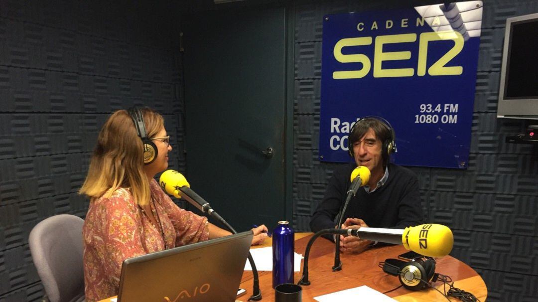 Benjamín Prado, presidente del jurado en Hora 25 presentando su último libro